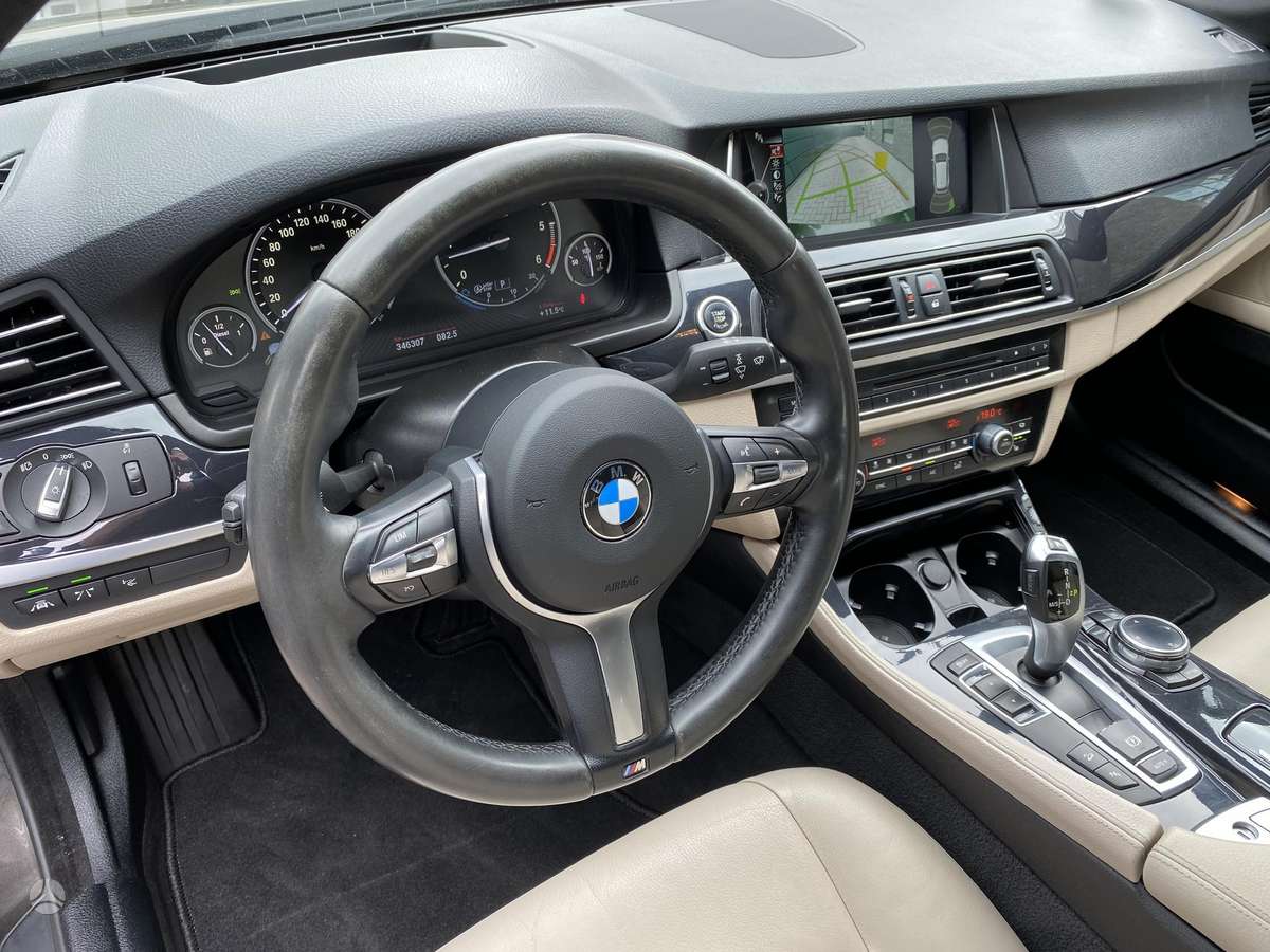 BMW 530, 3.0 l., wagon