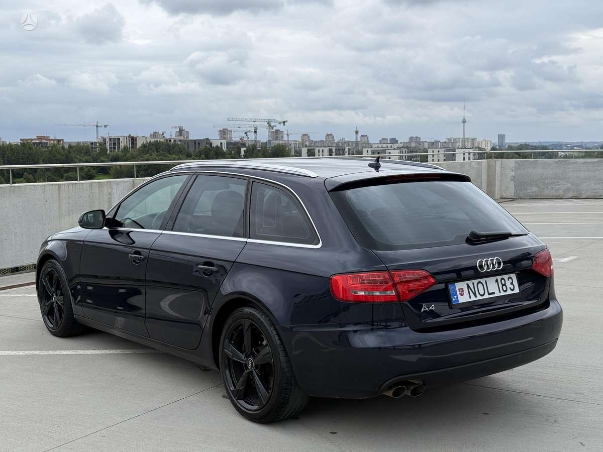 Audi A4, 2.0 l., Универсал