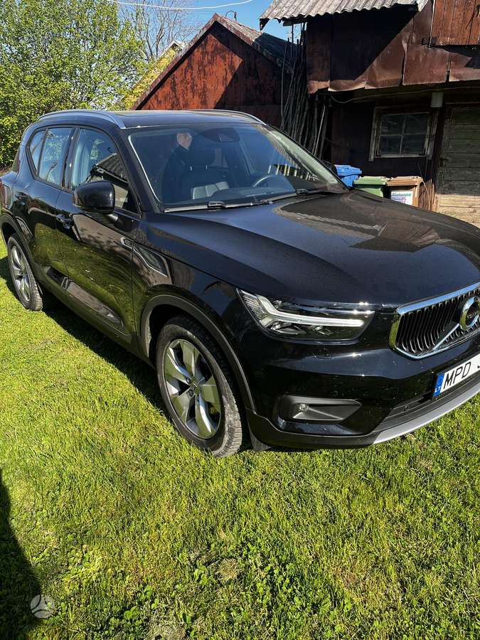 Volvo XC40 - 1