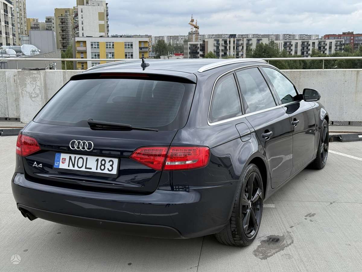 Audi A4, 2.0 l., Универсал