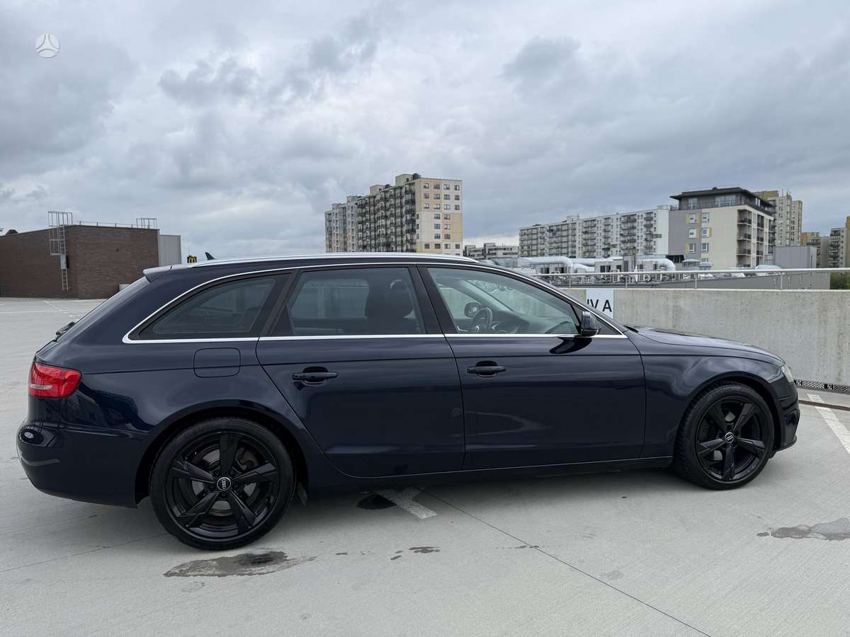 Audi A4, 2.0 l., Универсал