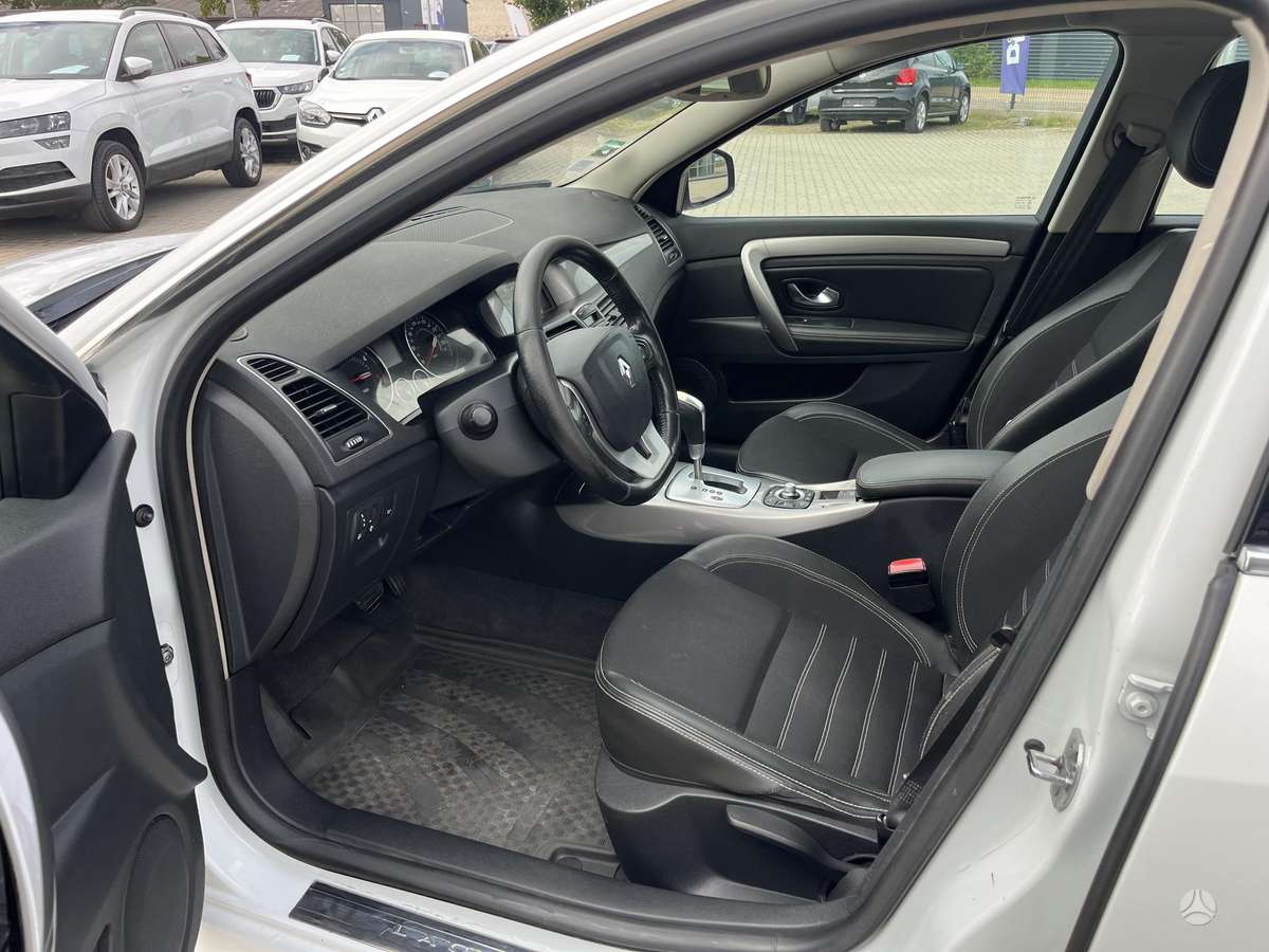 Renault Laguna, 1.5 l., Хэтчбек
