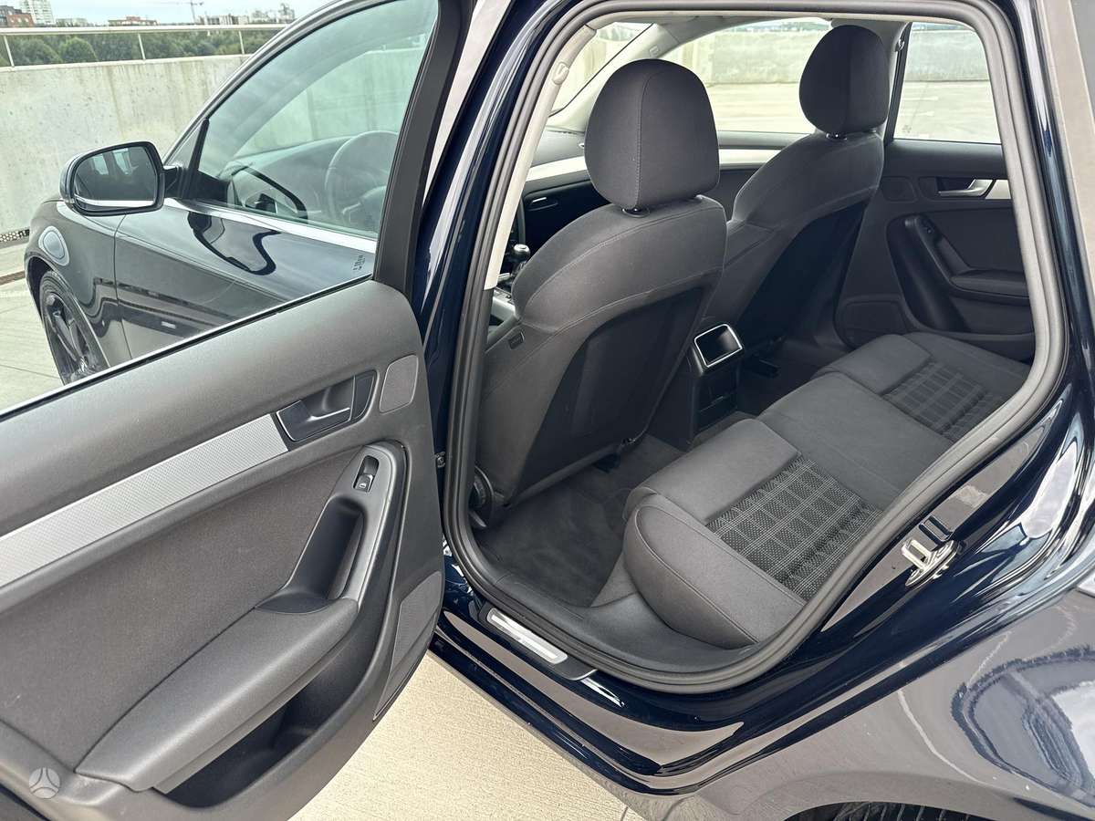 Audi A4, 2.0 l., Универсал