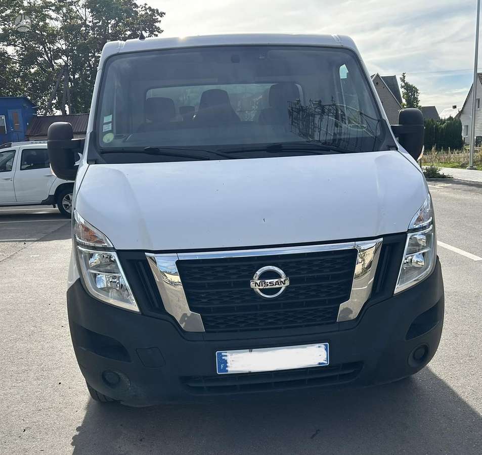 Nissan Nv400, самосвалы