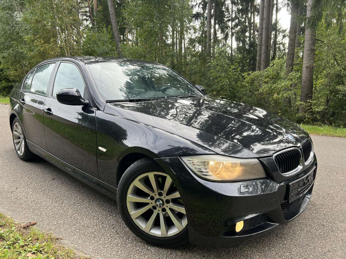 BMW 320, 2.0 l., Седан