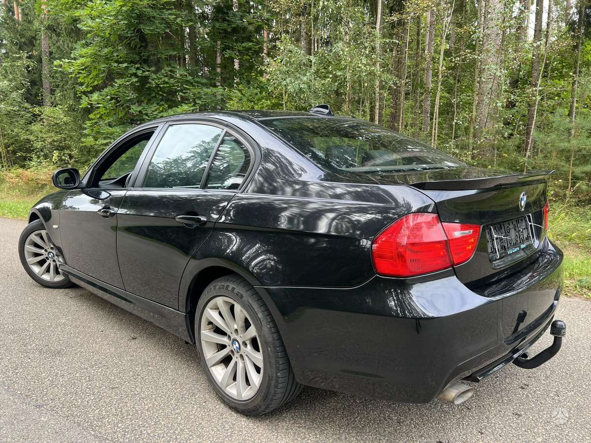 BMW 320, 2.0 l., Седан