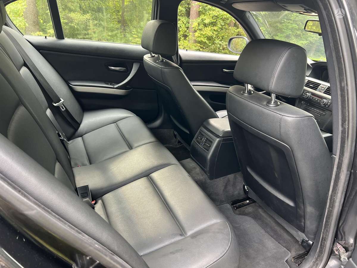 BMW 320, 2.0 l., Седан
