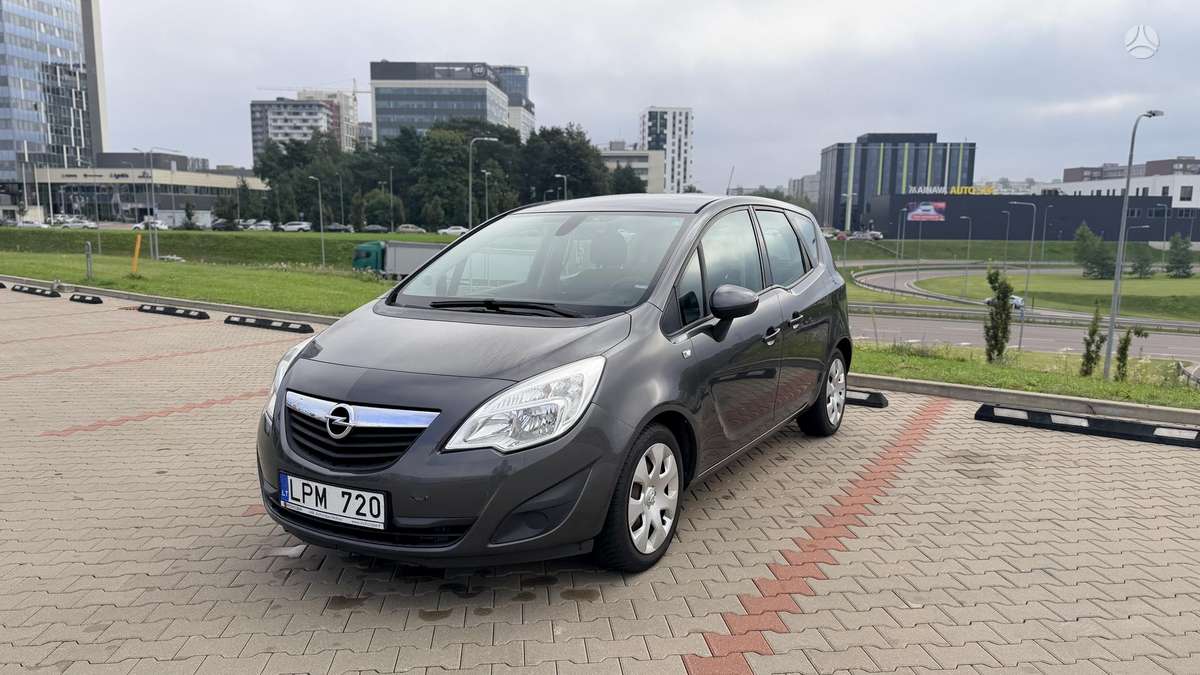 Opel Meriva, 1.3 l., Минивэн
