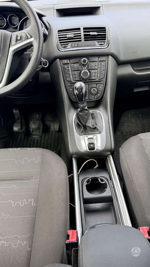 Opel Meriva, 1.3 l., Минивэн