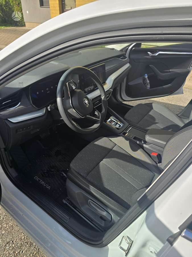 Škoda Octavia - 10