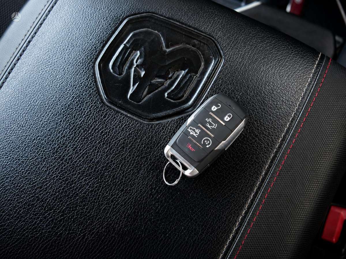 Dodge Ram, 5.7 l., Пикап