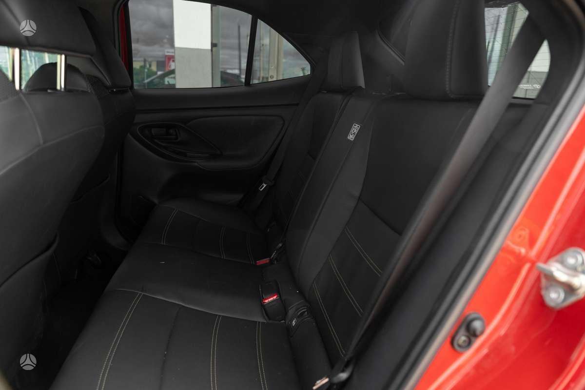 Toyota Yaris Cross - 11