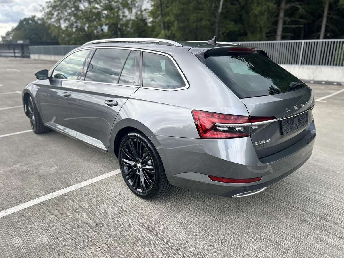 Škoda Superb - 7