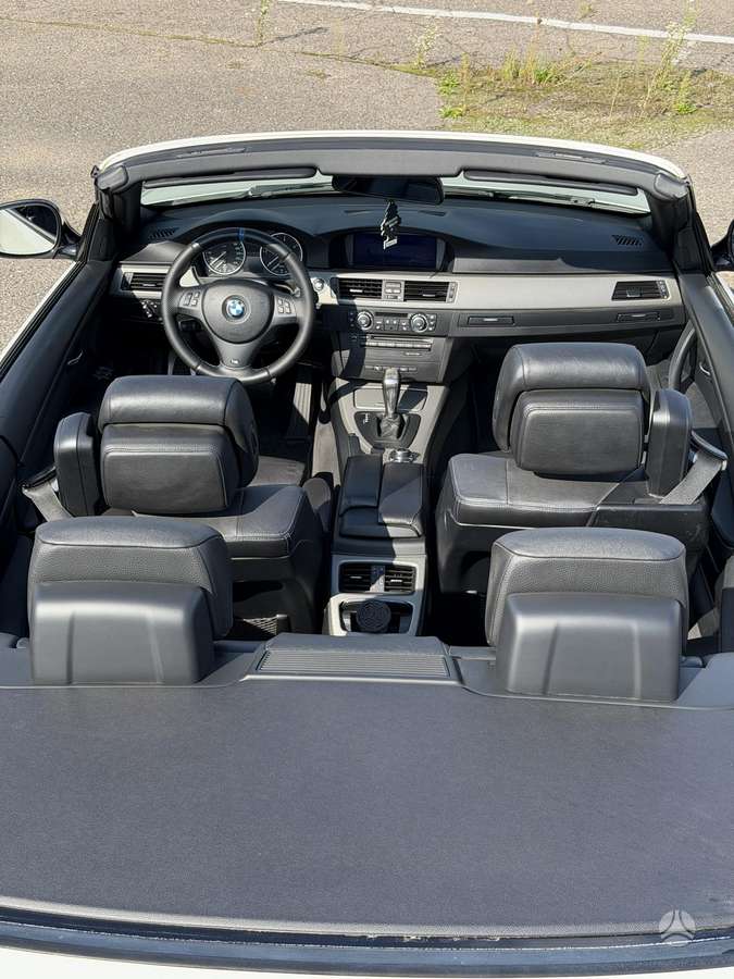 BMW 320, 2.0 l., convertible