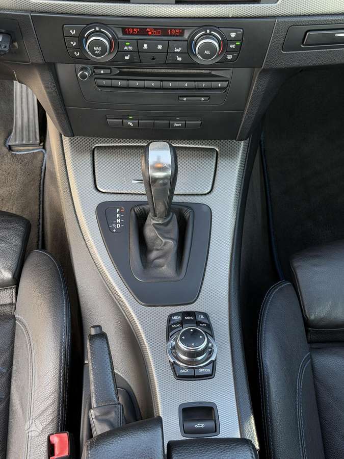 BMW 320, 2.0 l., Кабриолет