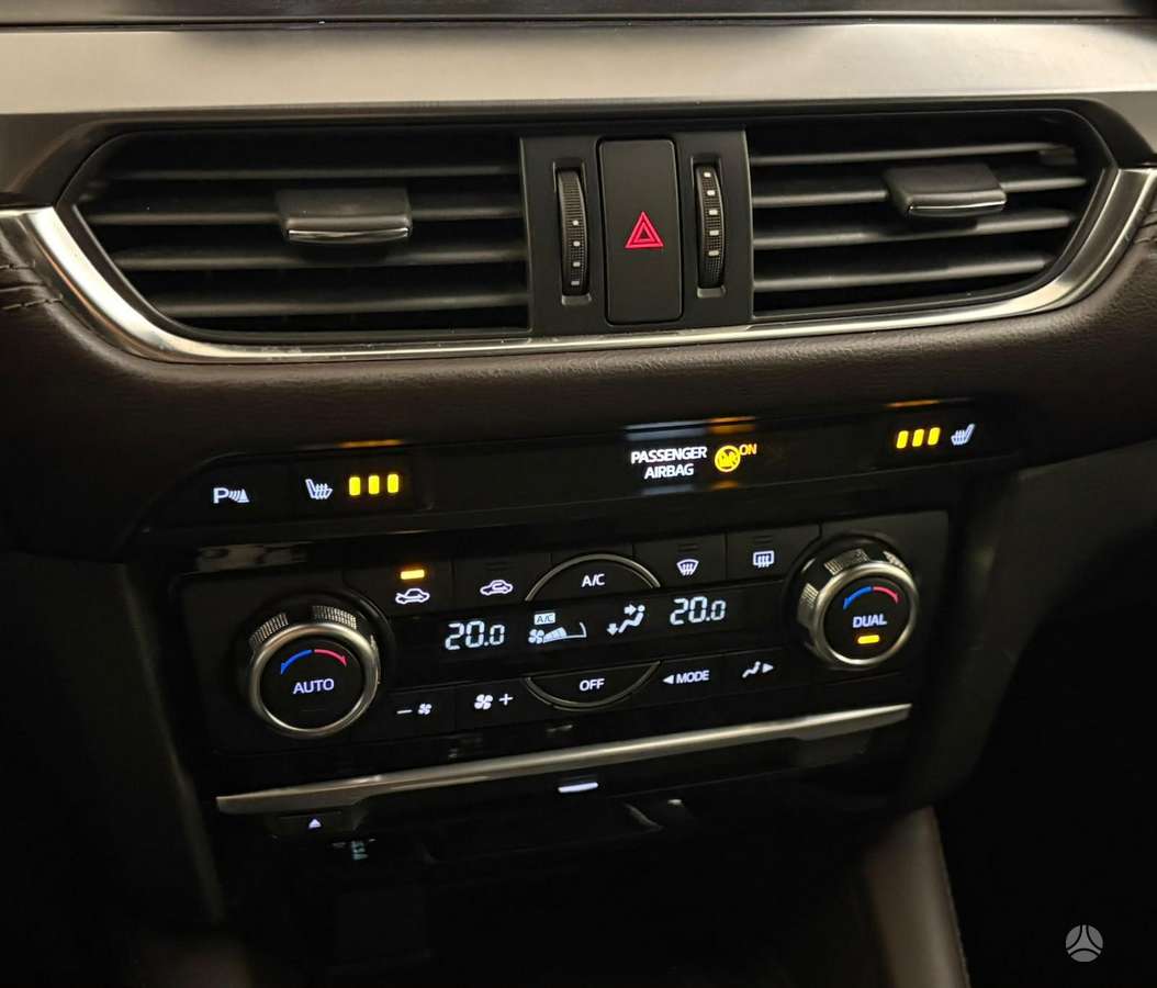 Mazda 6, 2.2 l., Универсал
