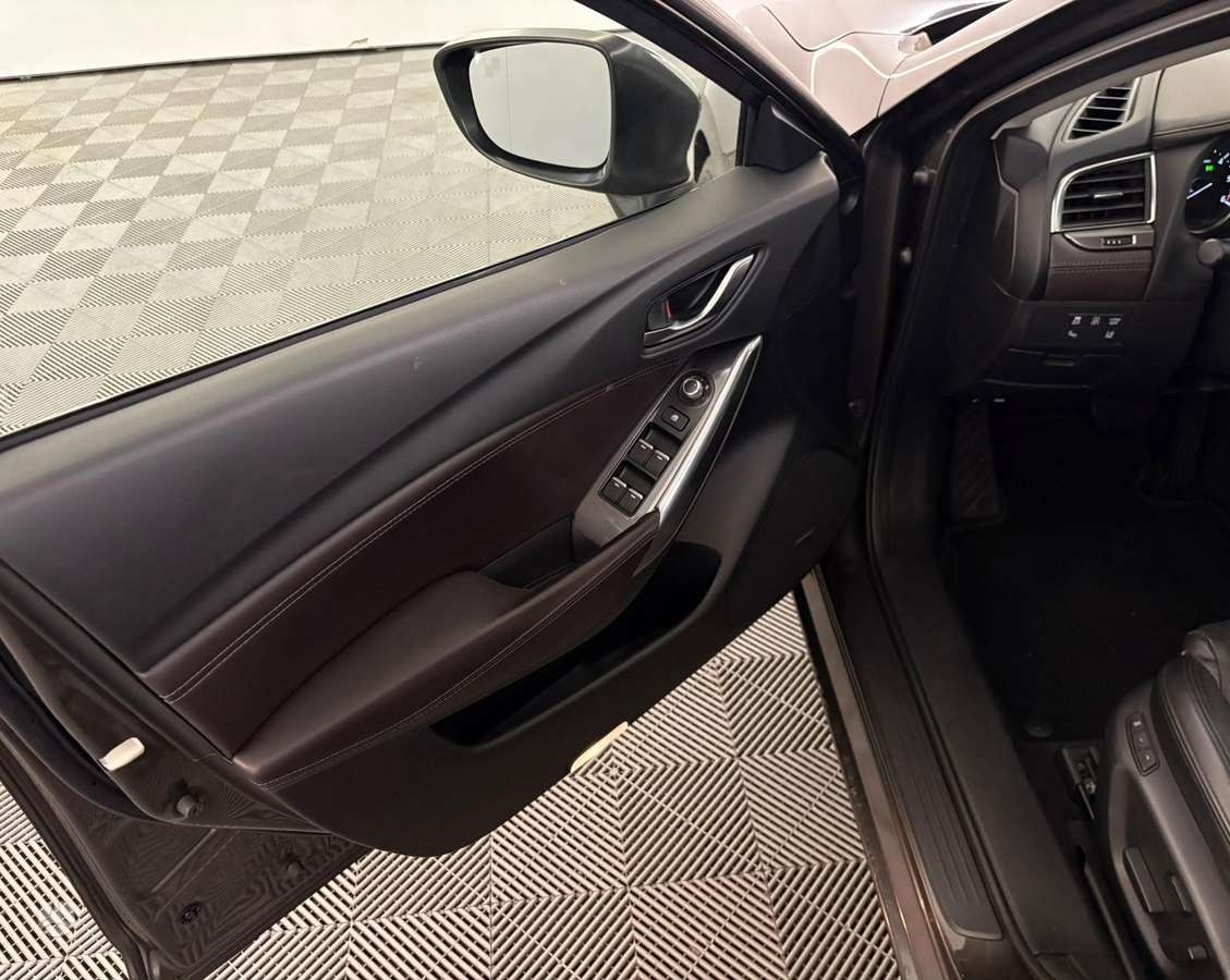 Mazda 6, 2.2 l., Универсал