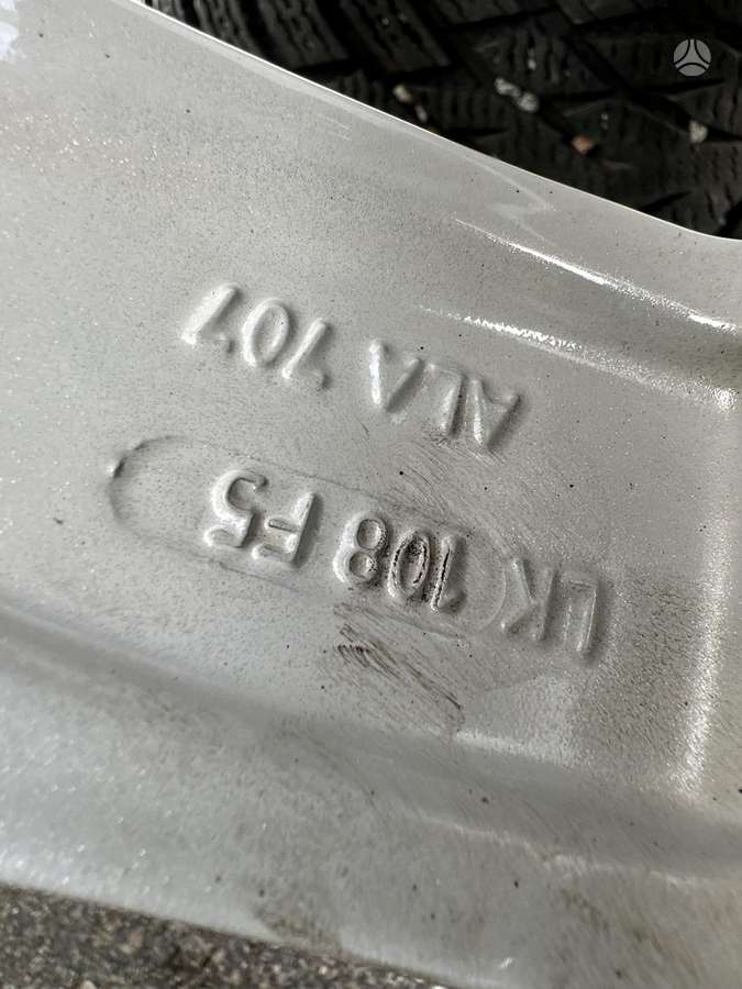Volvo XC70, light alloy, R17