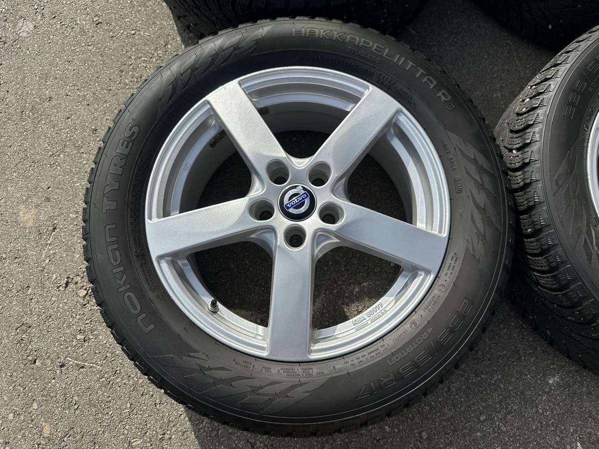 Volvo XC70, lengvojo lydinio, R17