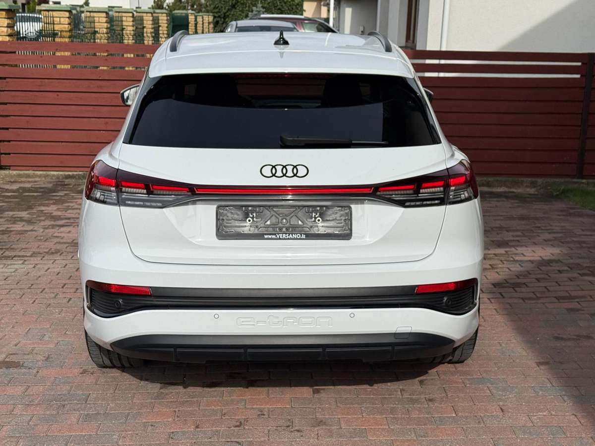 Audi Q4 e-tron, 82 kWh, off-road / crossover