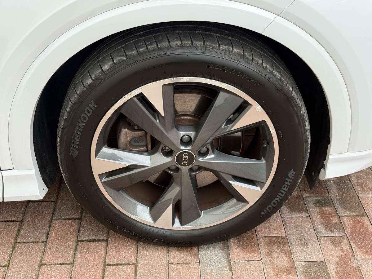 Audi Q4 e-tron, 82 kWh, off-road / crossover