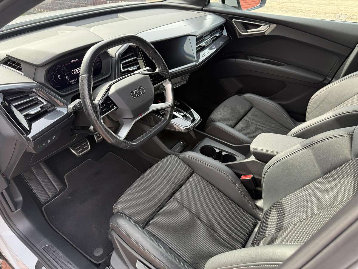 Audi Q4 e-tron, 82 kWh, off-road / crossover