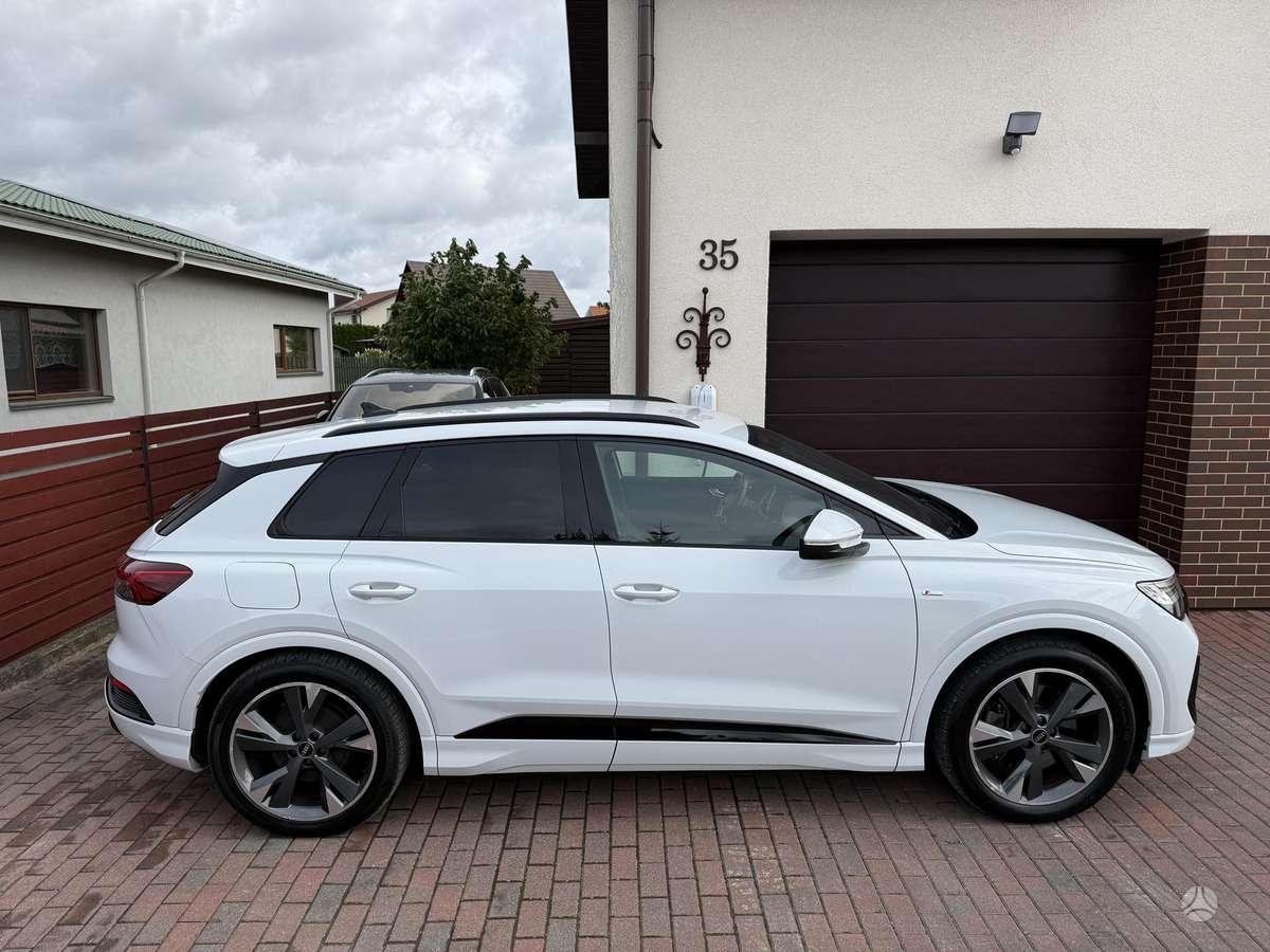 Audi Q4 e-tron, 82 kWh, off-road / crossover