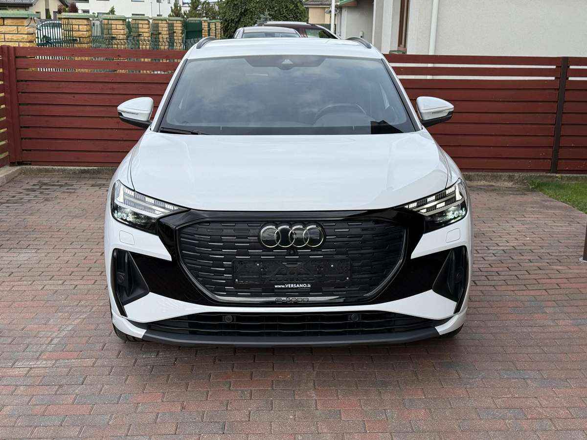 Audi Q4 e-tron, 82 kWh, off-road / crossover