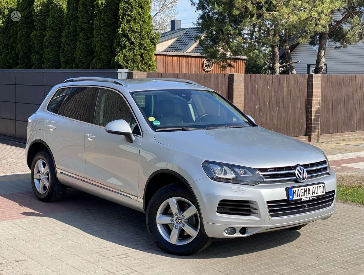 Volkswagen Touareg - 2
