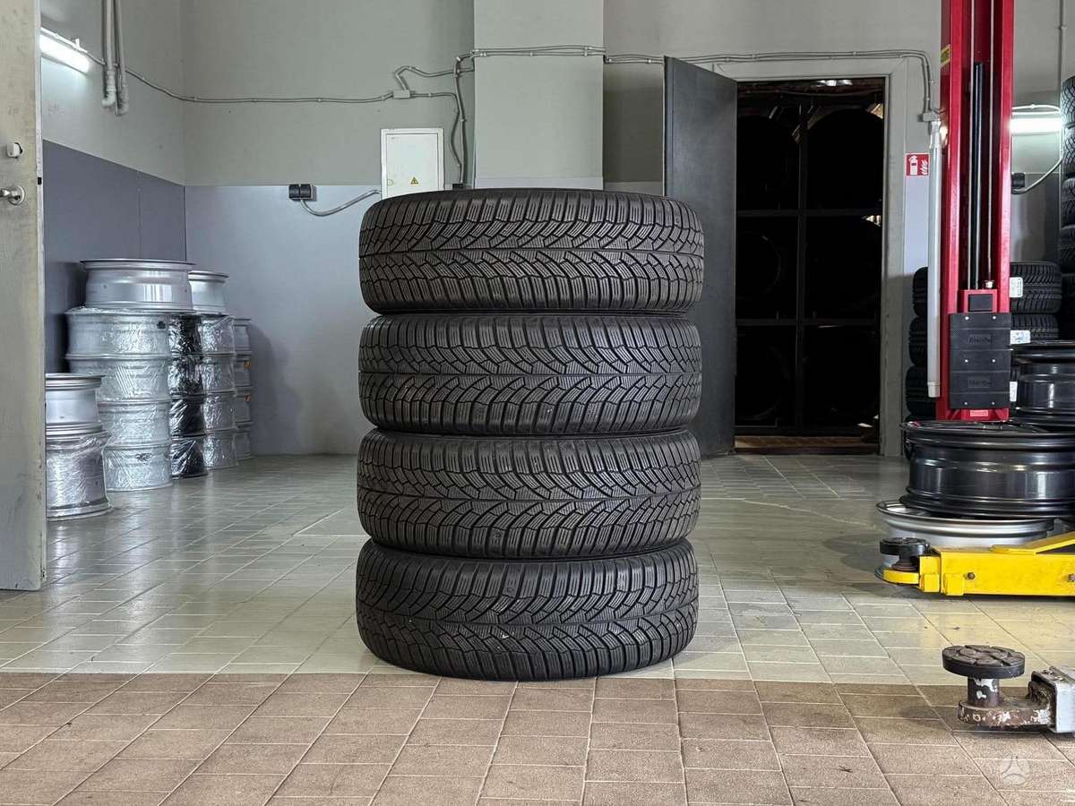 Kumho WINTERCRAFT WP52 EV | 2024, winter 235/55 R19