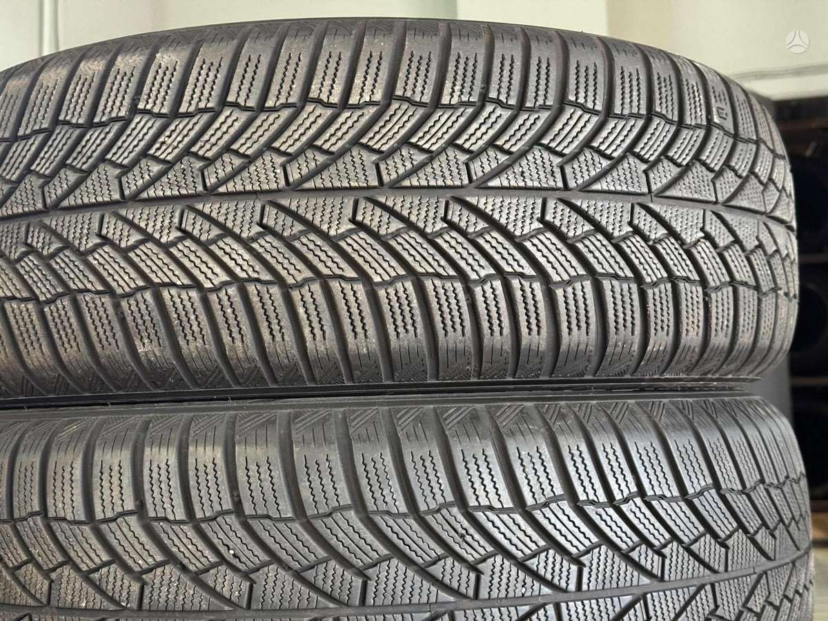 Kumho WINTERCRAFT WP52 EV | 2024, winter 235/55 R19