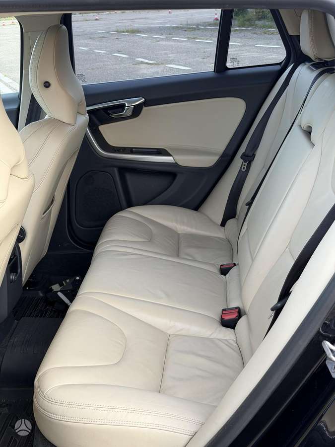 Volvo V60, 2.4 l., Универсал