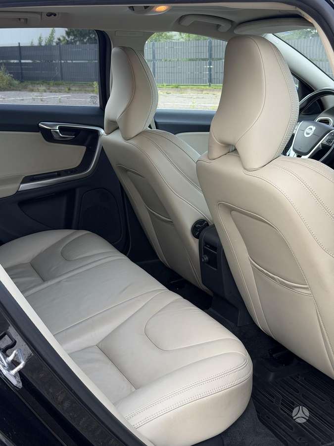 Volvo V60, 2.4 l., Универсал