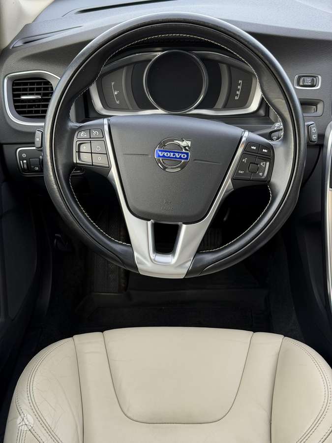 Volvo V60, 2.4 l., Универсал