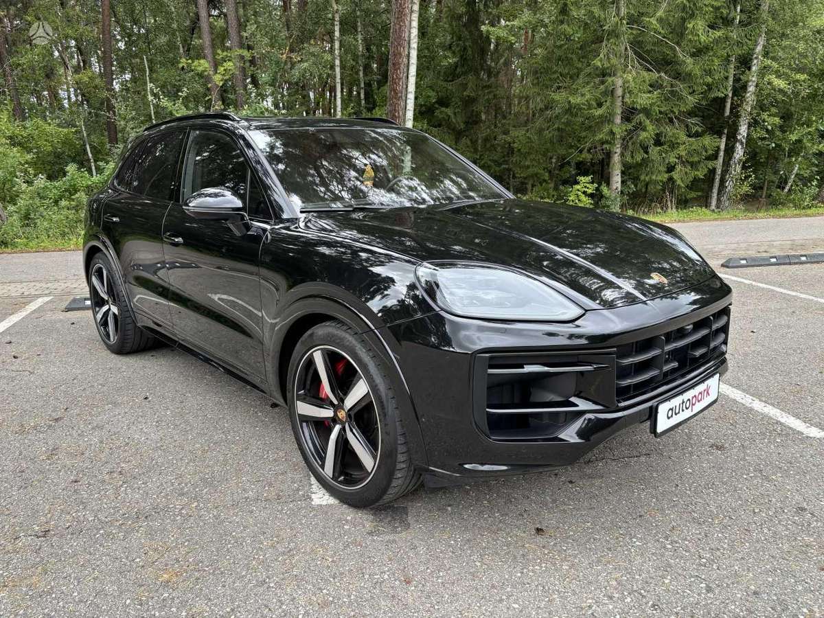 Porsche Cayenne - 2