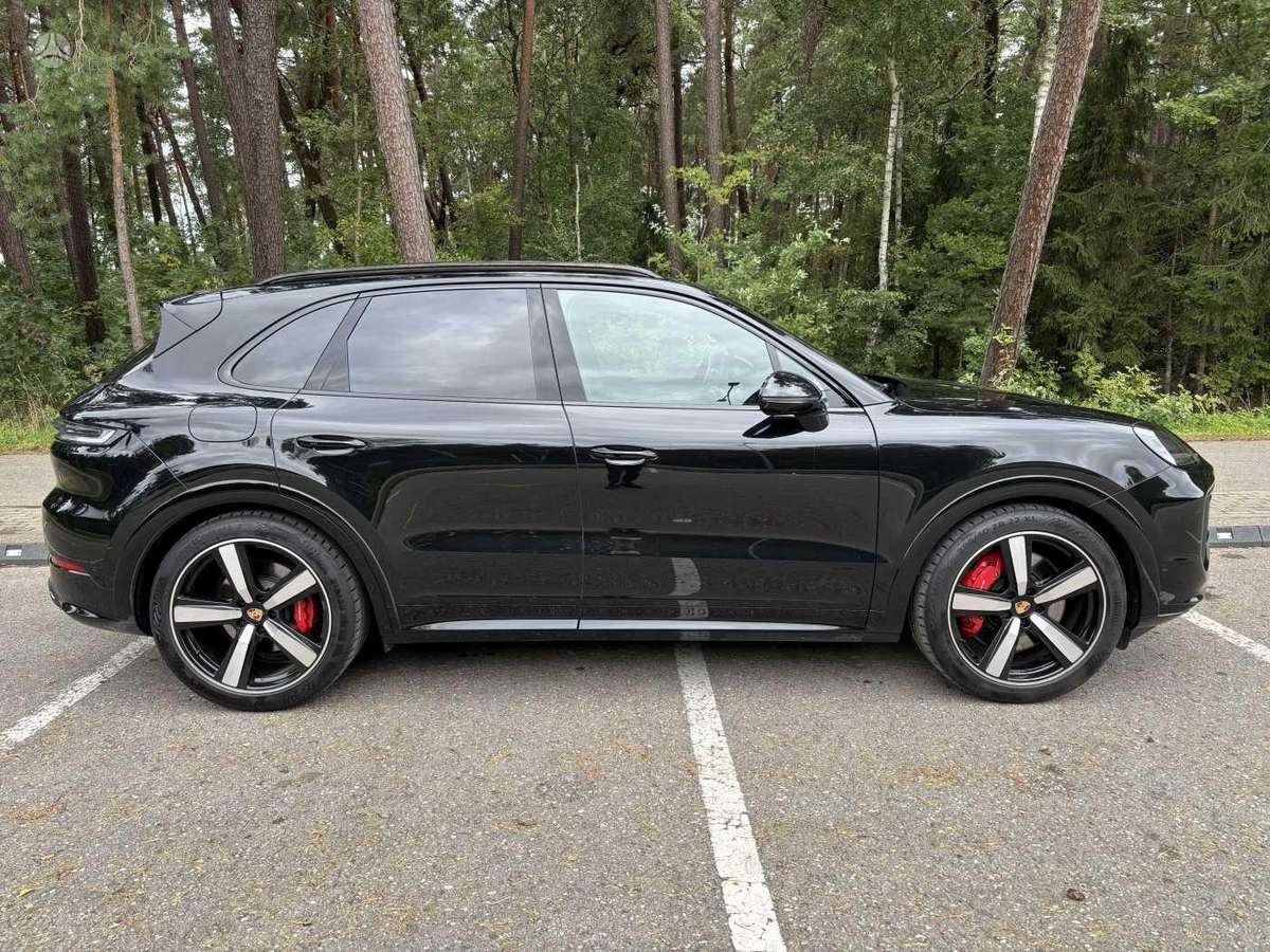 Porsche Cayenne - 6