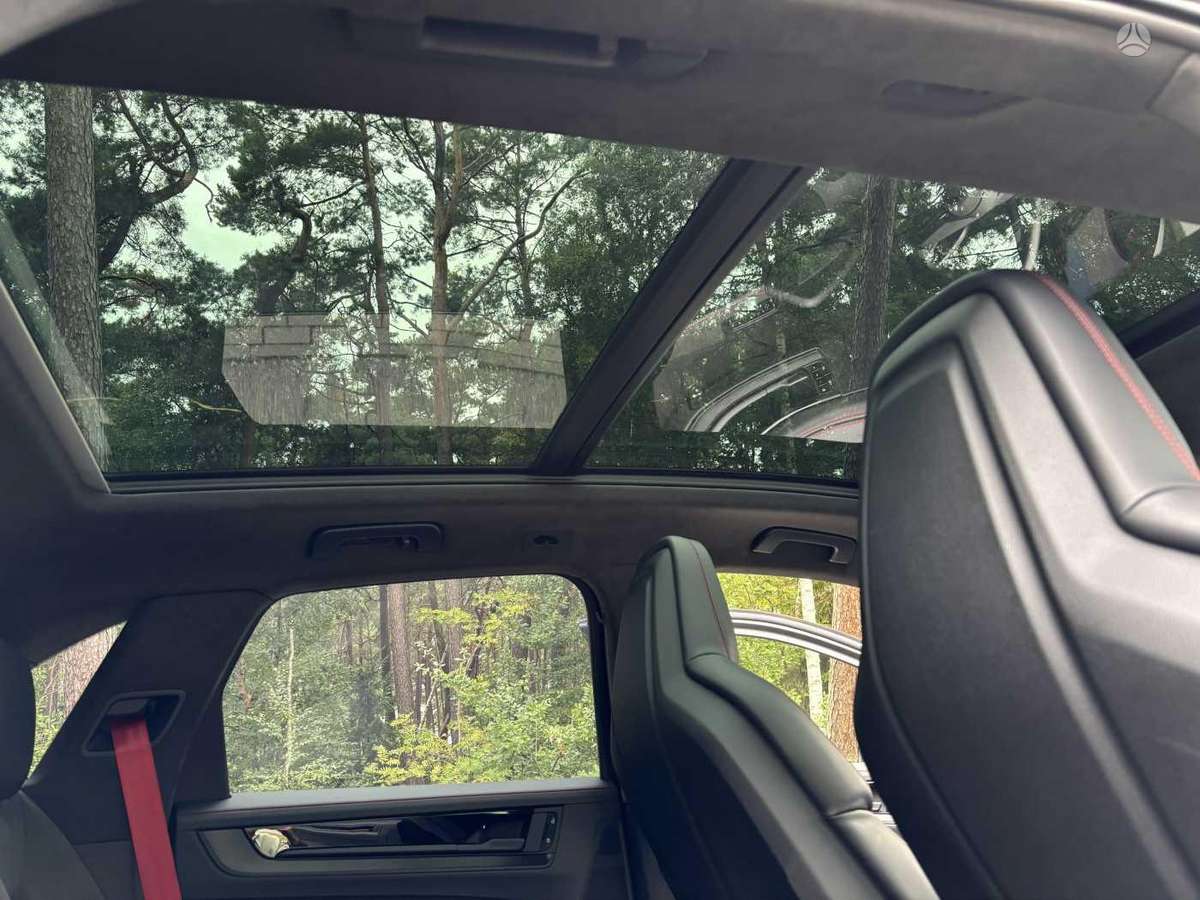 Porsche Cayenne - 12