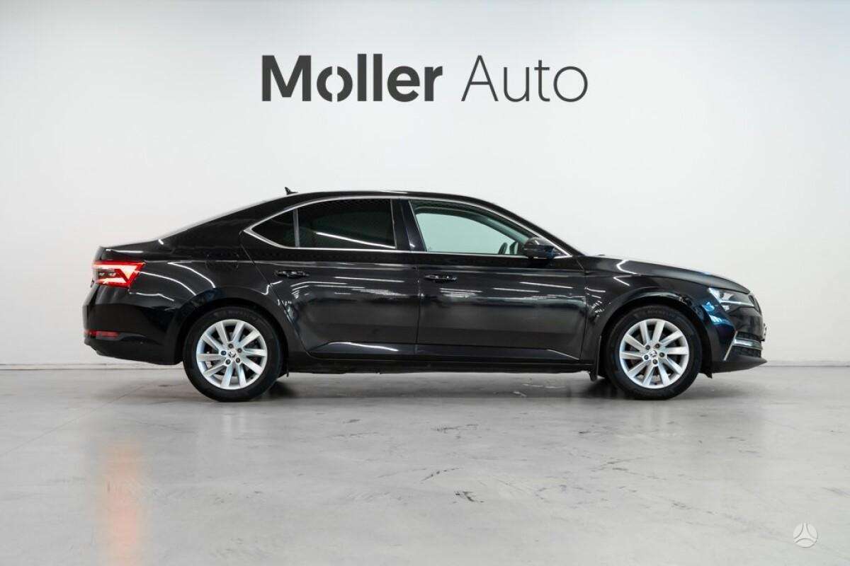 Škoda Superb - 4