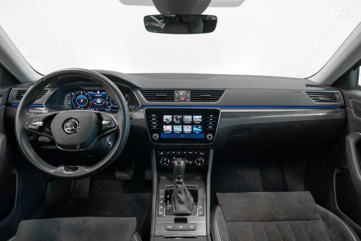 Škoda Superb - 8