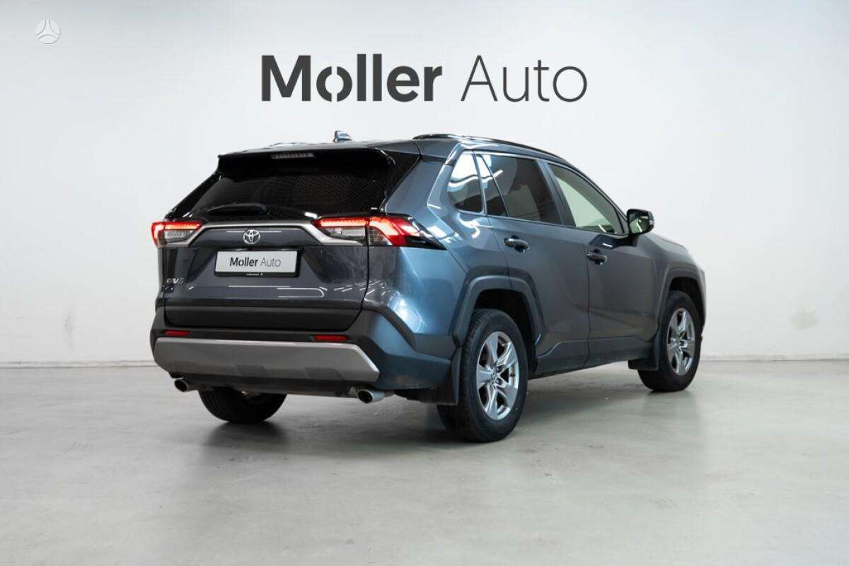 Toyota RAV4 - 3