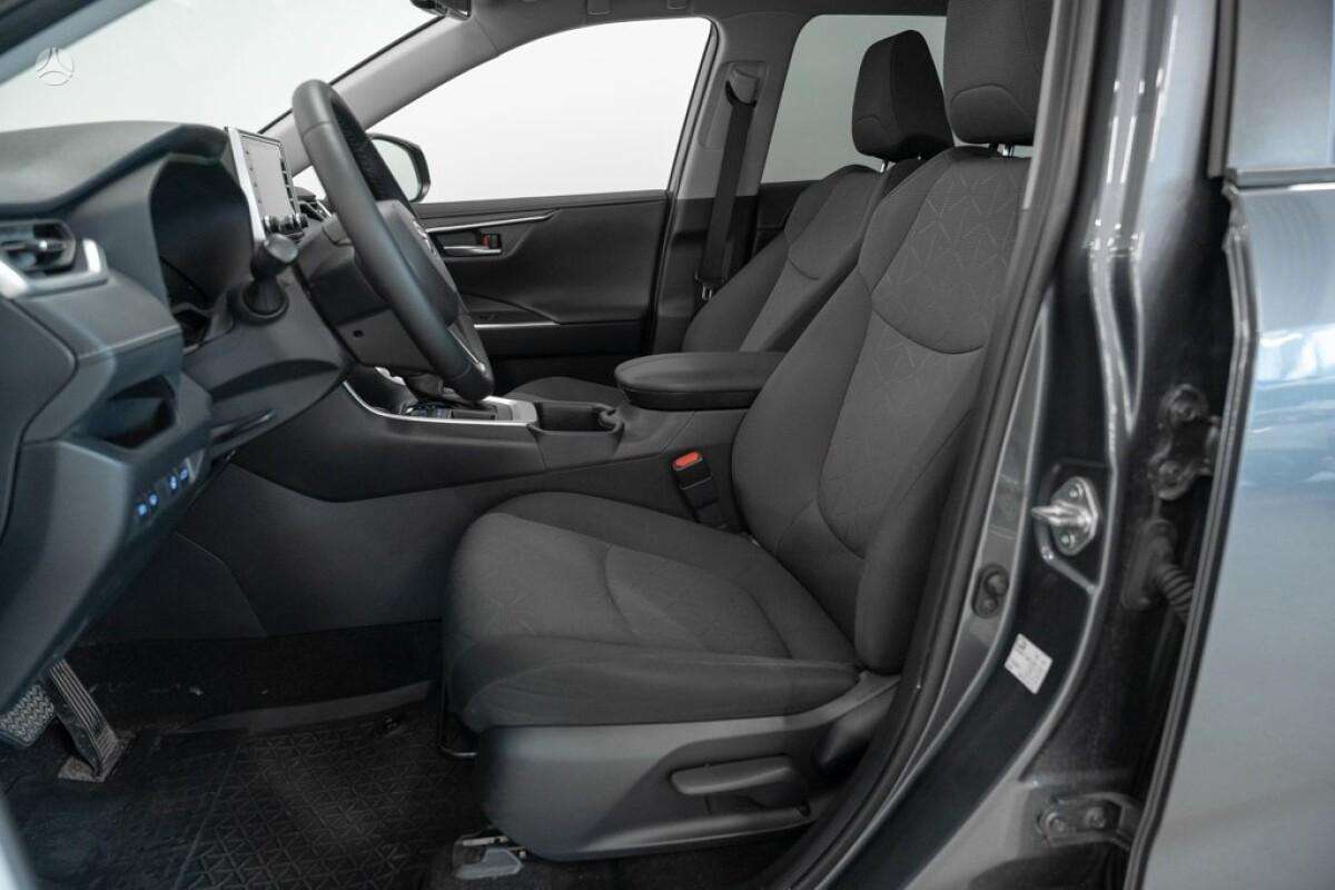 Toyota RAV4 - 7