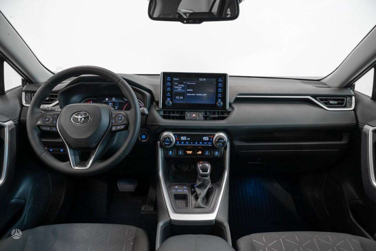 Toyota RAV4 - 8