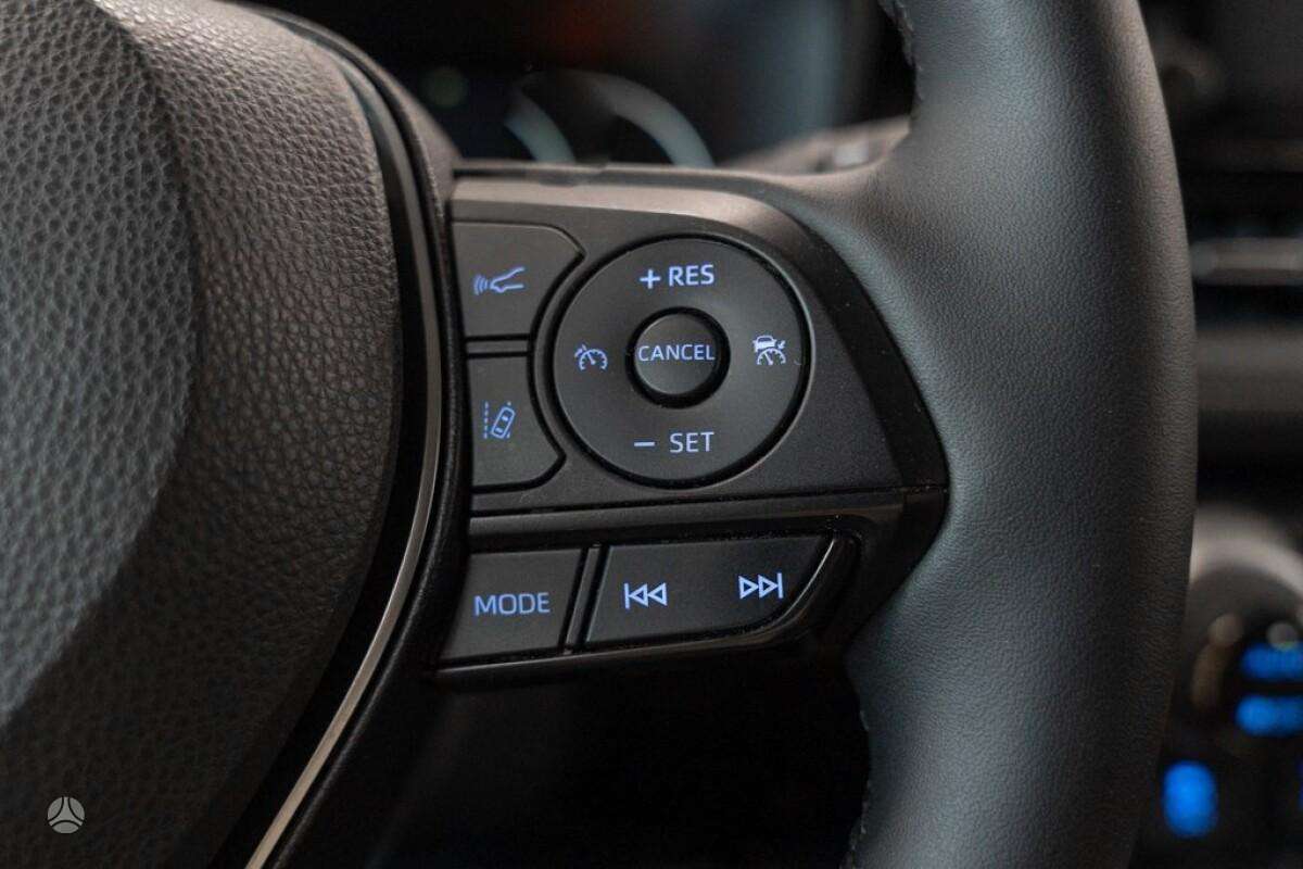 Toyota RAV4 - 10