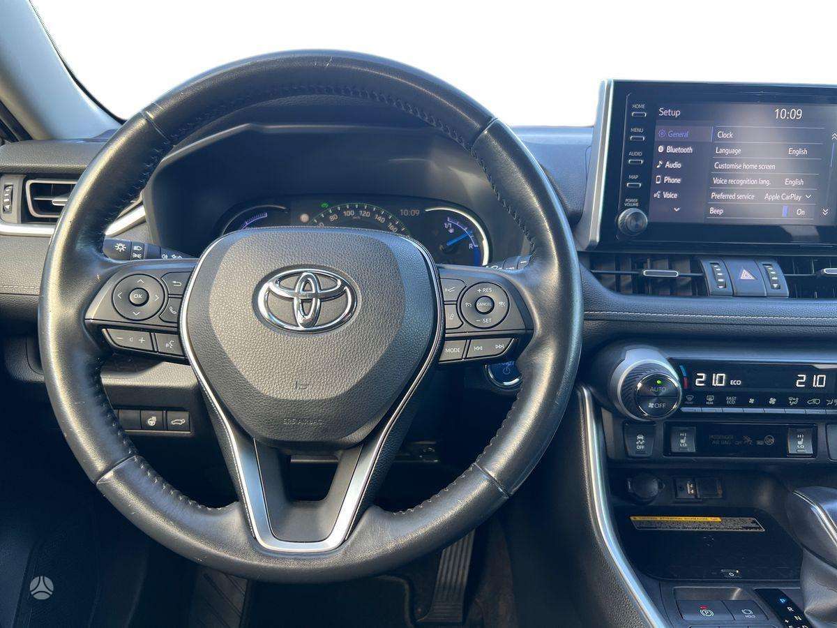 Toyota RAV4 - 9