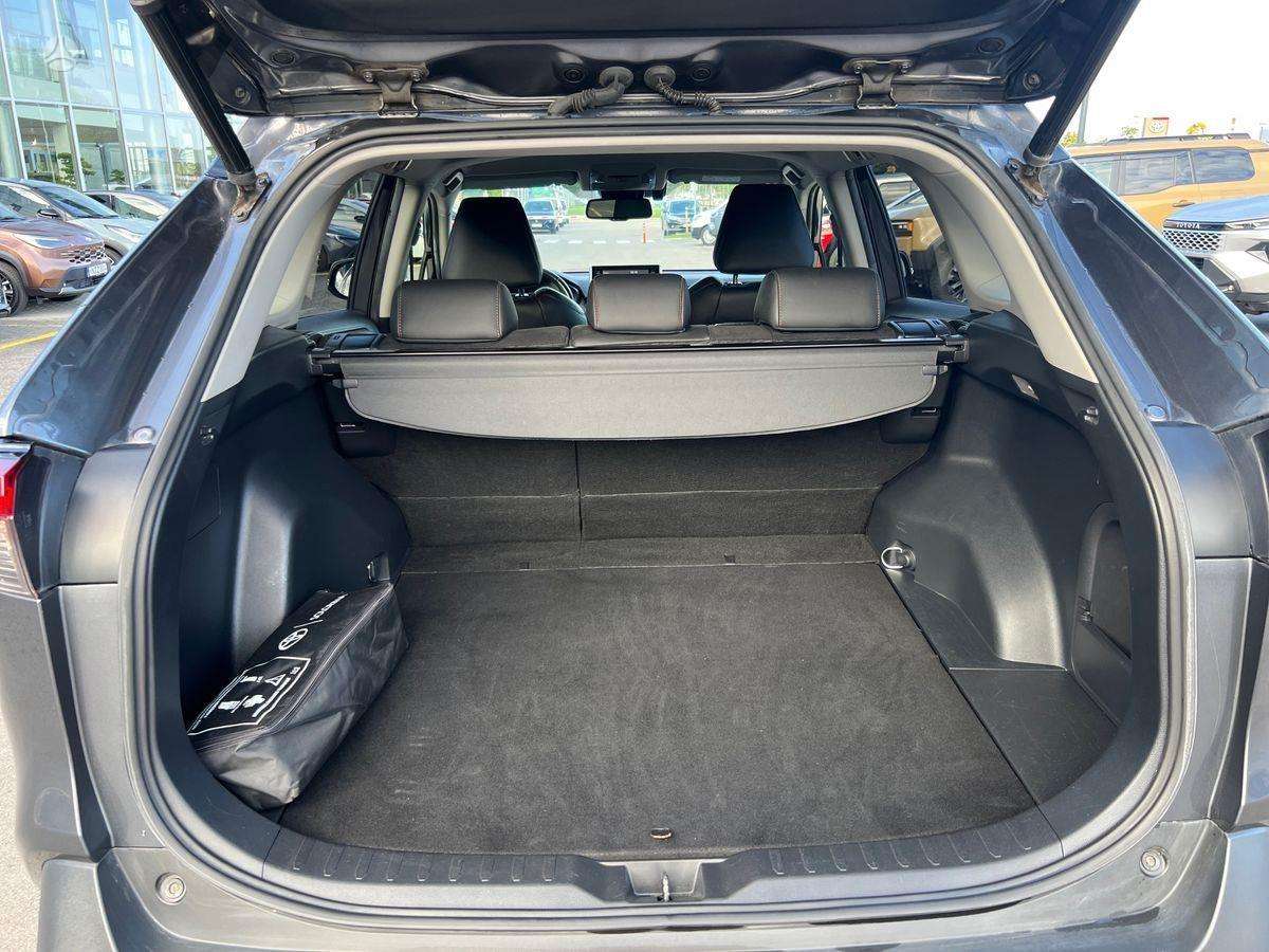 Toyota RAV4 - 10