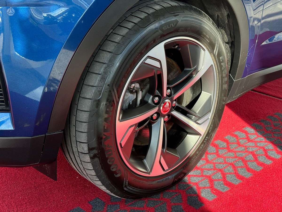 Jaguar E-Pace, 2.0 l., off-road / crossover