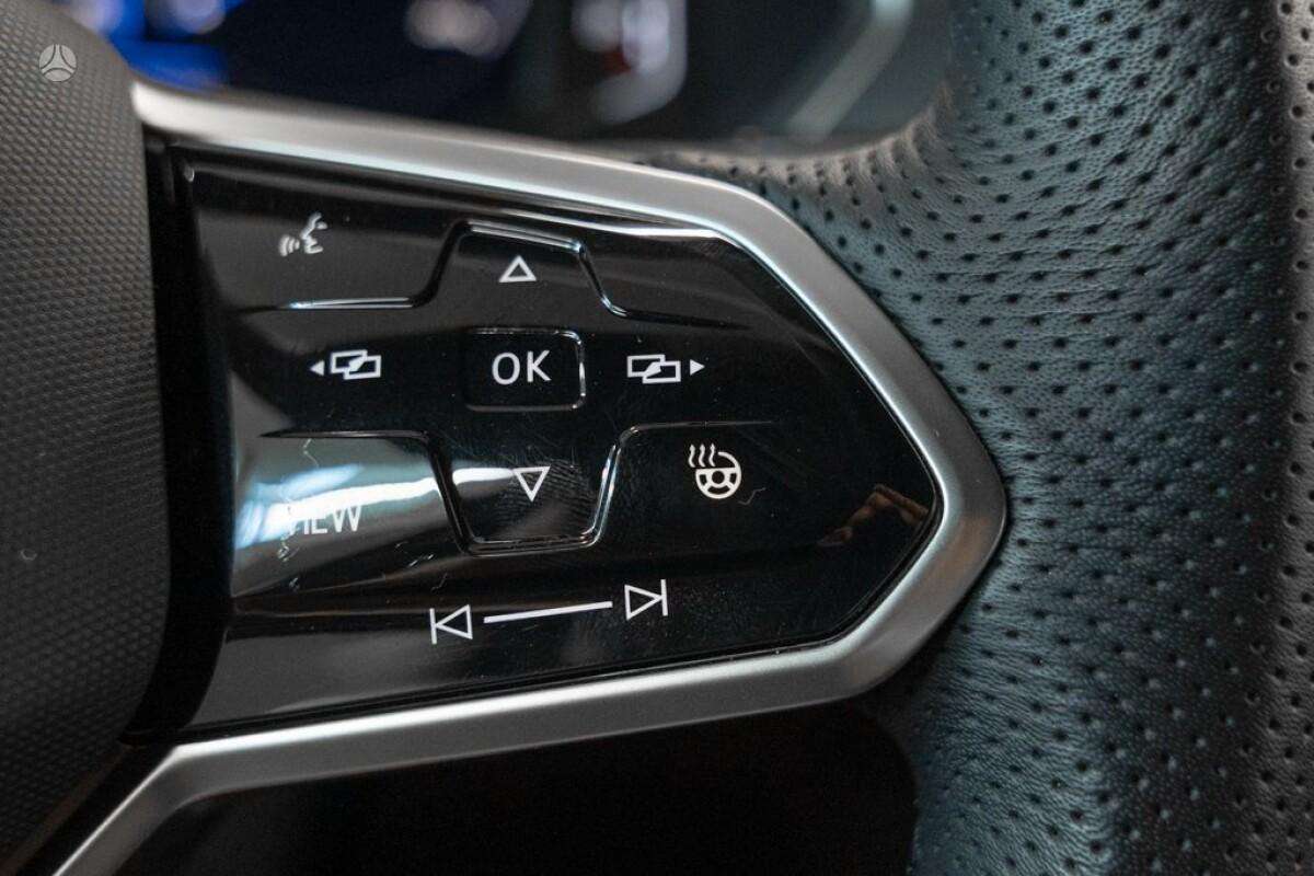Volkswagen Tiguan - 10