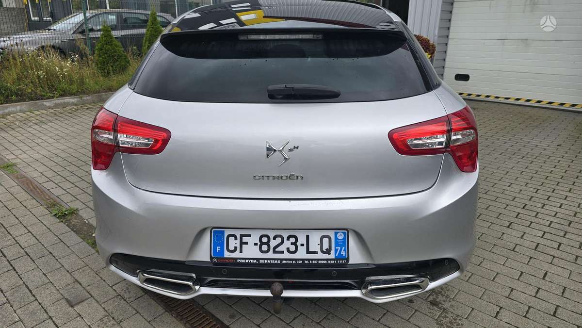 Citroen DS5, 2.0 l., hatchback