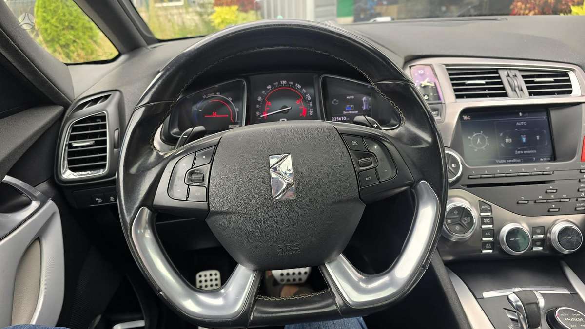Citroen DS5, 2.0 l., hatchback