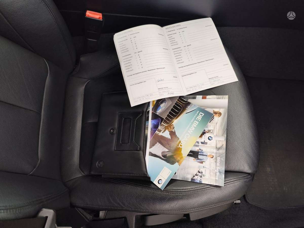 BMW 120, 2.0 l., hatchback